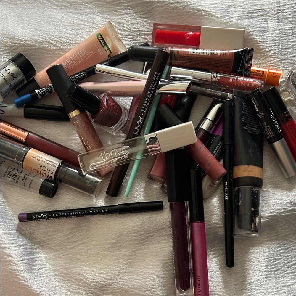 Make up lot